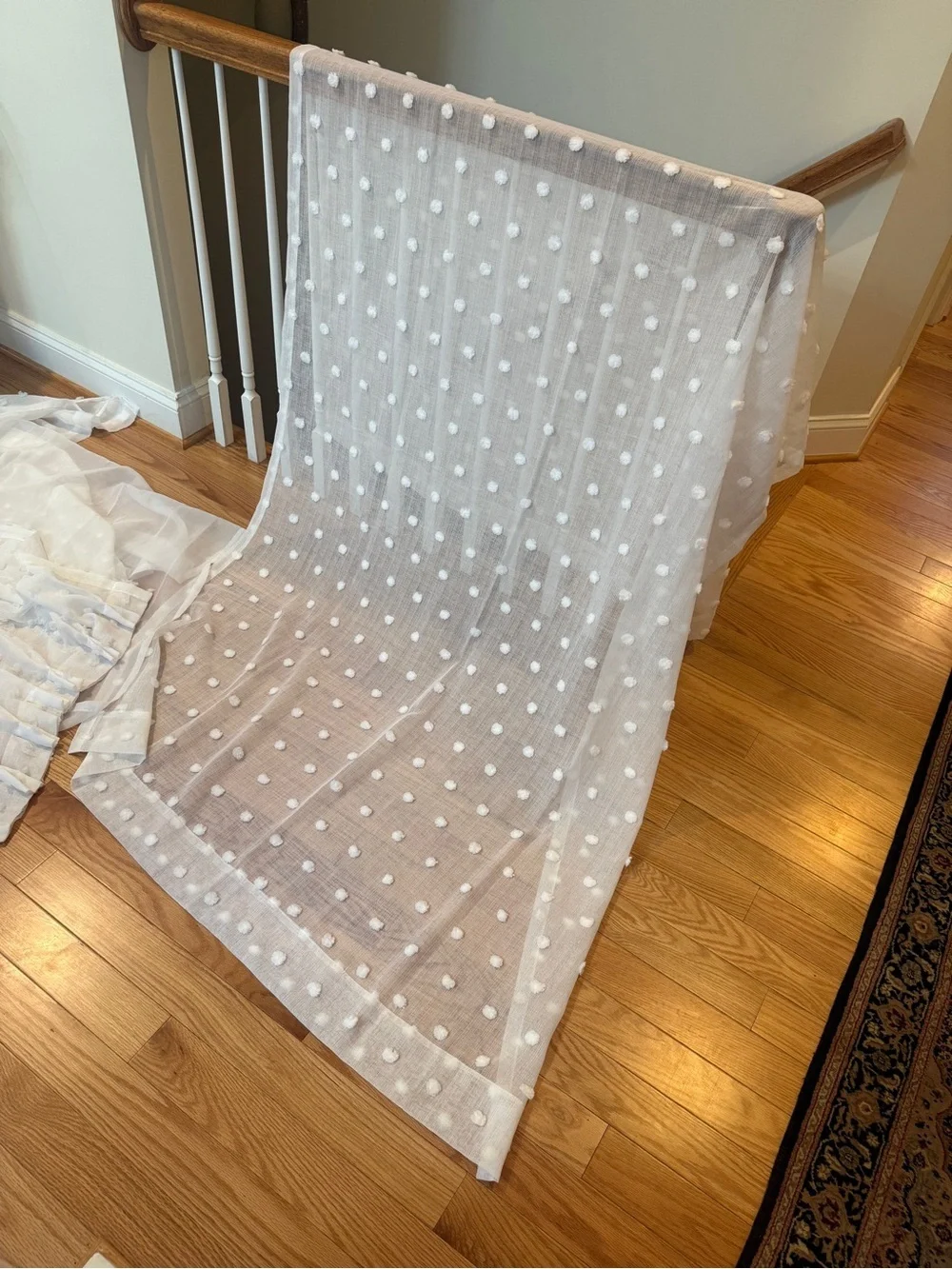 5 pieces Sheer Dot Textured Window Curtain Panel white color excellent condition